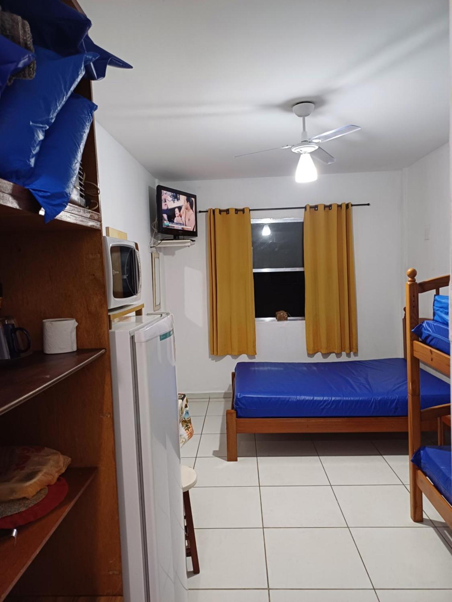 Kitnet Simples Na Ponta Da Praia ,Santos, A Uma Quadra Da Praia, Proximo Ao Aquario Chambre photo